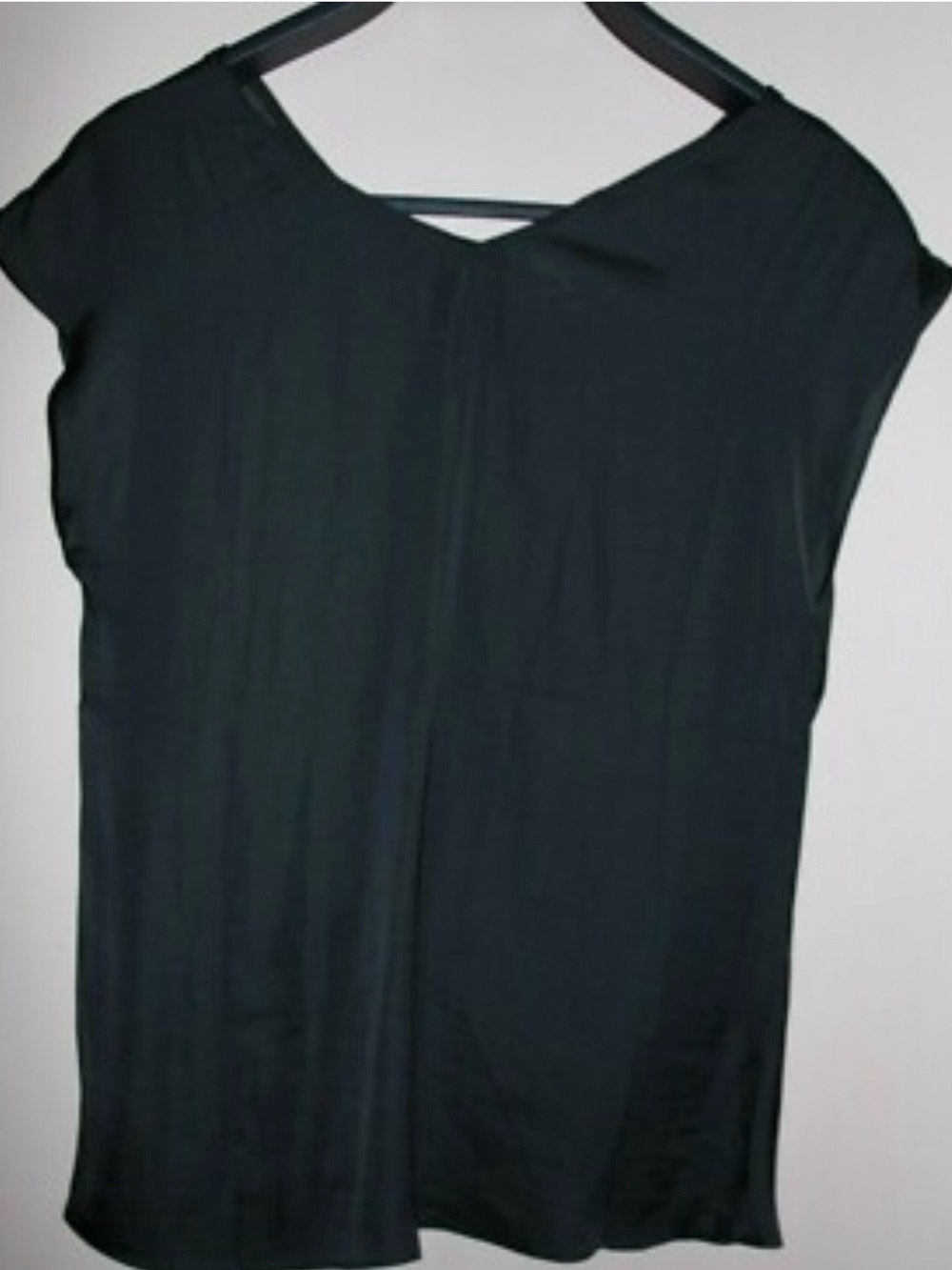 Naked Zebra Black Cap-Sleeve V-Neck Blouse